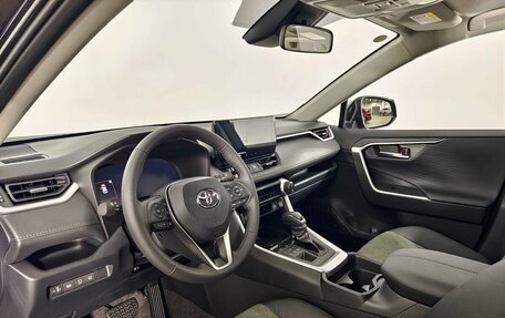 Toyota RAV4, 2023 год, 4 990 000 рублей, 18 фотография