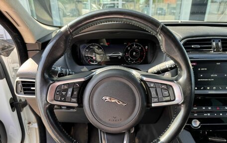 Jaguar F-Pace, 2018 год, 2 650 000 рублей, 14 фотография