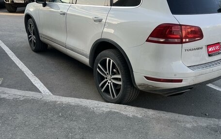 Volkswagen Touareg III, 2014 год, 1 870 000 рублей, 1 фотография