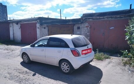 KIA Rio II, 2011 год, 650 000 рублей, 6 фотография