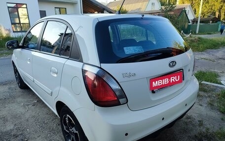 KIA Rio II, 2011 год, 800 000 рублей, 4 фотография