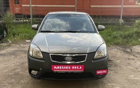 KIA Rio II, 2010 год, 380 000 рублей, 2 фотография