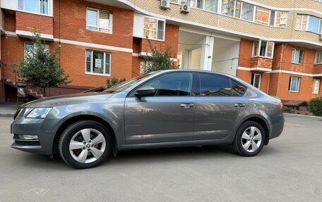 Skoda Octavia, 2018 год, 1 900 000 рублей, 10 фотография