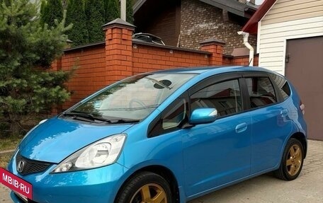 Honda Fit III, 2010 год, 790 000 рублей, 2 фотография