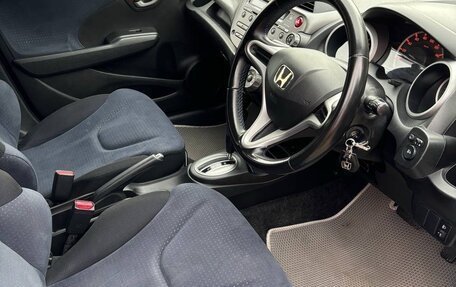 Honda Fit III, 2010 год, 790 000 рублей, 12 фотография