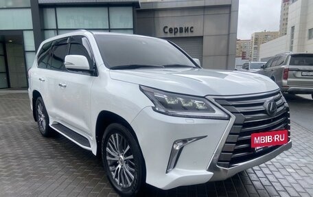 Lexus LX III, 2018 год, 8 950 000 рублей, 3 фотография