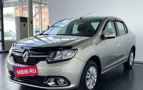 Renault Logan II, 2016 год, 850 000 рублей, 2 фотография