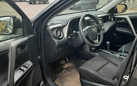 Toyota RAV4, 2016 год, 2 800 000 рублей, 2 фотография