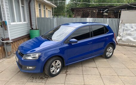 Volkswagen Polo VI (EU Market), 2012 год, 1 095 000 рублей, 2 фотография