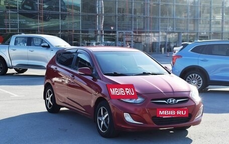 Hyundai Solaris II рестайлинг, 2012 год, 897 000 рублей, 2 фотография