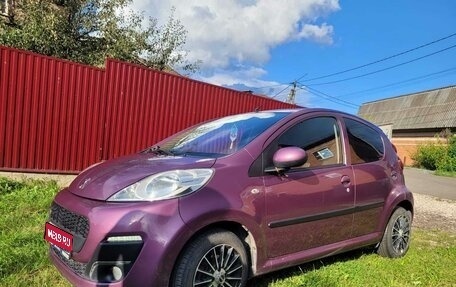 Peugeot 107 I рестайлинг, 2014 год, 750 000 рублей, 1 фотография