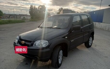 Chevrolet Niva I рестайлинг, 2016 год, 868 000 рублей, 6 фотография