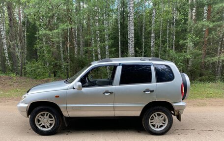 Chevrolet Niva I рестайлинг, 2004 год, 317 000 рублей, 8 фотография