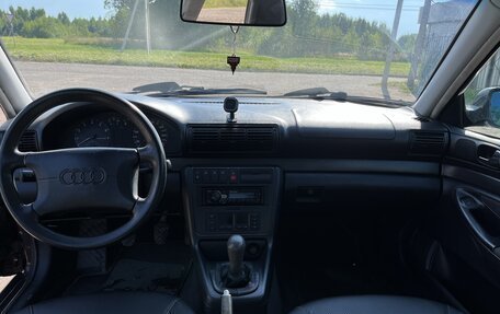 Audi A4, 1995 год, 250 000 рублей, 11 фотография