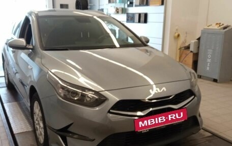 KIA cee'd III, 2022 год, 2 500 000 рублей, 2 фотография