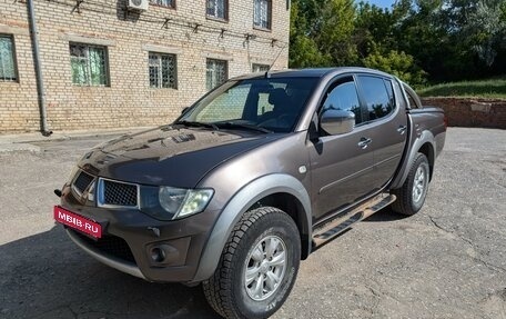 Mitsubishi L200 IV рестайлинг, 2013 год, 1 650 000 рублей, 1 фотография