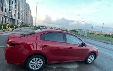 KIA Rio IV, 2017 год, 1 280 000 рублей, 2 фотография