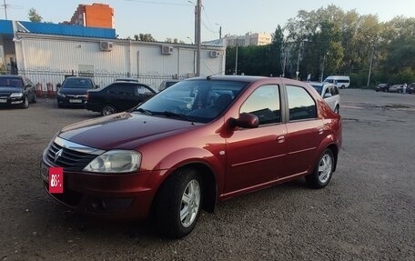 Renault Logan I, 2013 год, 595 000 рублей, 2 фотография