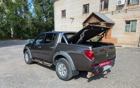 Mitsubishi L200 IV рестайлинг, 2013 год, 1 650 000 рублей, 7 фотография