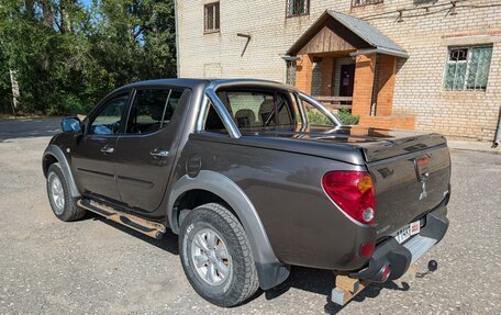 Mitsubishi L200 IV рестайлинг, 2013 год, 1 650 000 рублей, 9 фотография