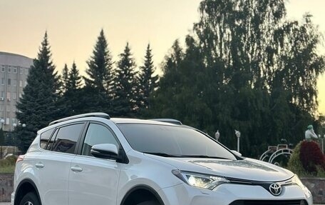 Toyota RAV4, 2017 год, 2 825 000 рублей, 1 фотография