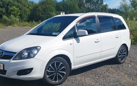 Opel Zafira B, 2012 год, 950 000 рублей, 1 фотография