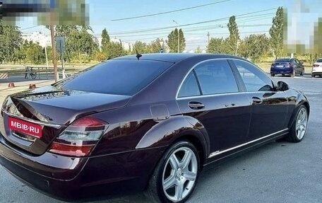 Mercedes-Benz S-Класс, 2006 год, 990 000 рублей, 3 фотография