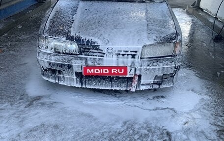 Nissan Primera II рестайлинг, 1996 год, 180 000 рублей, 2 фотография