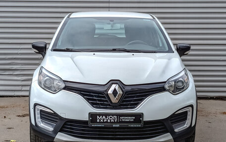 Renault Kaptur I рестайлинг, 2019 год, 1 050 000 рублей, 2 фотография