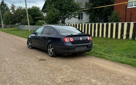 Volkswagen Passat B6, 2005 год, 660 000 рублей, 12 фотография