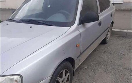 Hyundai Accent II, 2004 год, 250 000 рублей, 1 фотография