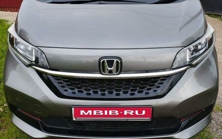 Honda Freed II, 2019 год, 2 050 000 рублей, 2 фотография