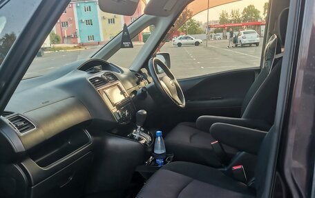 Nissan Serena IV, 2012 год, 1 300 000 рублей, 8 фотография