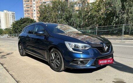 Renault Megane IV, 2018 год, 1 570 000 рублей, 3 фотография