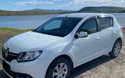 Renault Sandero II рестайлинг, 2015 год, 890 000 рублей, 1 фотография