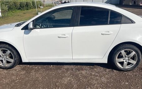 Chevrolet Cruze II, 2013 год, 700 000 рублей, 5 фотография