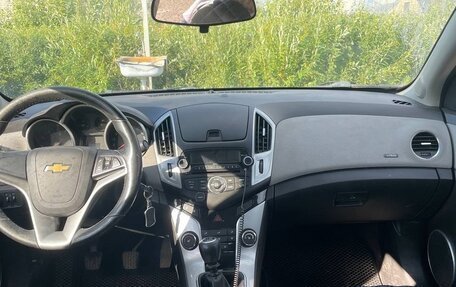 Chevrolet Cruze II, 2013 год, 700 000 рублей, 7 фотография