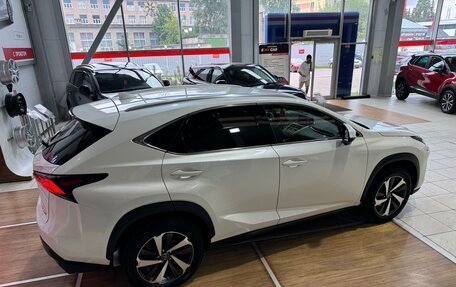 Lexus NX I, 2021 год, 4 699 000 рублей, 2 фотография