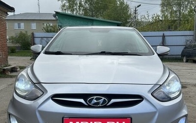 Hyundai Solaris II рестайлинг, 2012 год, 600 000 рублей, 1 фотография