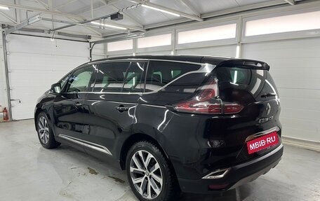 Renault Espace V рестайлинг, 2017 год, 2 100 000 рублей, 5 фотография