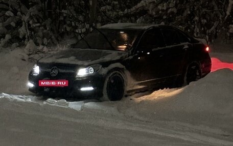 Mercedes-Benz C-Класс, 2012 год, 1 550 000 рублей, 16 фотография