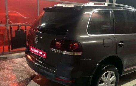 Volkswagen Touareg III, 2010 год, 1 250 000 рублей, 2 фотография