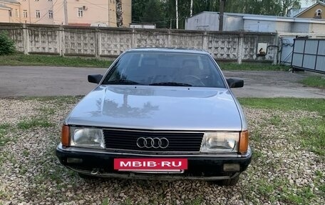 Audi 100, 1986 год, 150 000 рублей, 2 фотография