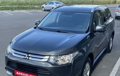 Mitsubishi Outlander III рестайлинг 3, 2014 год, 1 фотография