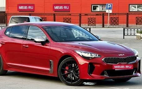 KIA Stinger I, 2021 год, 4 490 000 рублей, 2 фотография