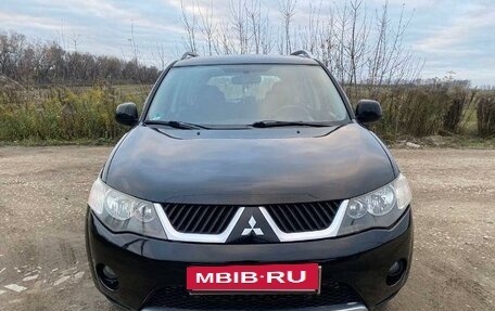 Mitsubishi Outlander III рестайлинг 3, 2008 год, 1 000 000 рублей, 2 фотография