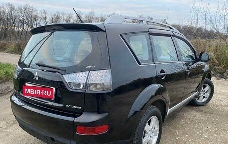 Mitsubishi Outlander III рестайлинг 3, 2008 год, 1 000 000 рублей, 6 фотография