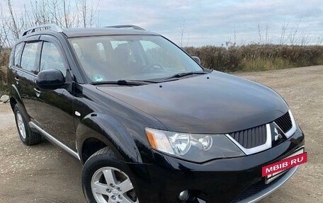 Mitsubishi Outlander III рестайлинг 3, 2008 год, 1 000 000 рублей, 4 фотография