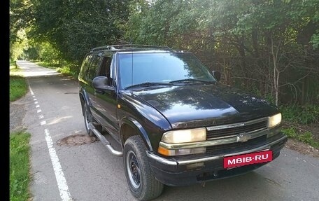 Chevrolet Blazer II рестайлинг, 1997 год, 500 000 рублей, 2 фотография