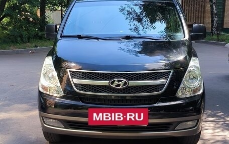 Hyundai H-1 II рестайлинг, 2008 год, 1 100 000 рублей, 2 фотография